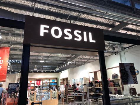 fossil store outlet.